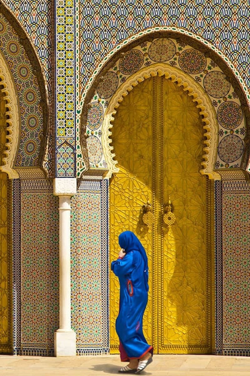 Tour from Casablanca to Chefchaouen, Volubilis & Fes (2)